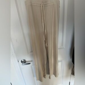 Everyday Wide-Leg Drawstring Pants in Beige- Good For Sunday Sz.M